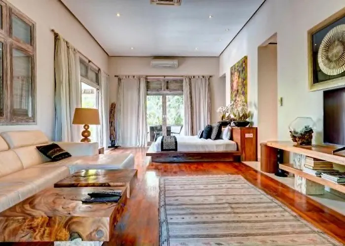 Luxury Private Pool In Seminyak (Bali)